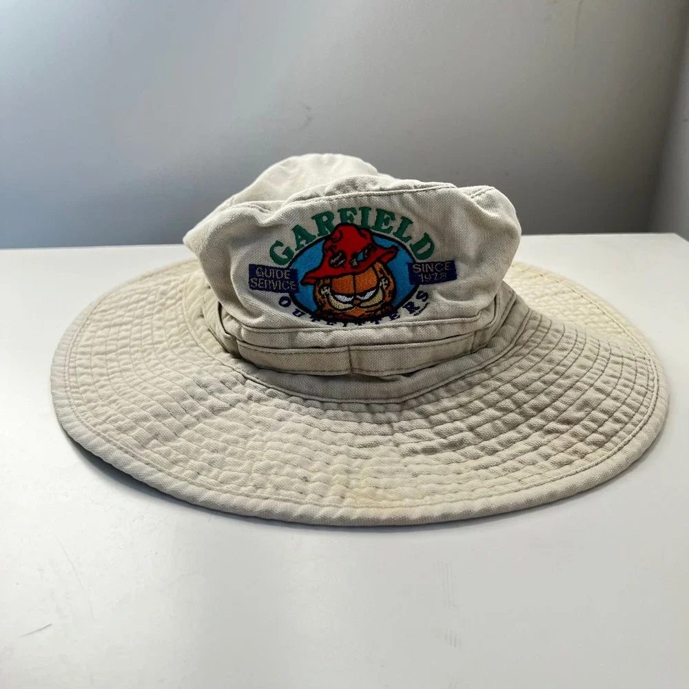 Vintage Garfield Outfitters Bucket Hat Beige Embroidered Sun Hat 90s OCT